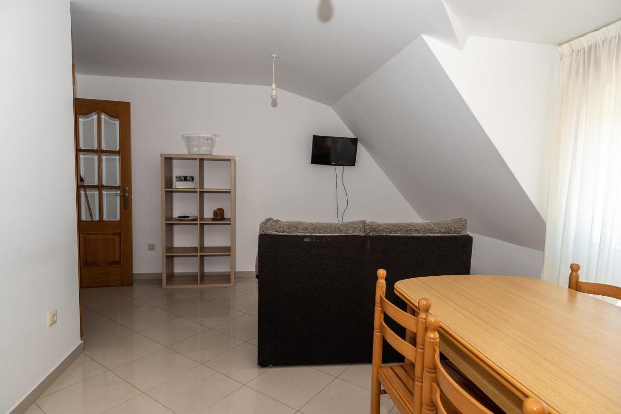 Apartamentos O Grove Apartamento